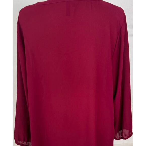 Maurices Womens Plus Size 1X Red V Neck Top 100% Polyester Silver Dotted - Picture 7 of 8